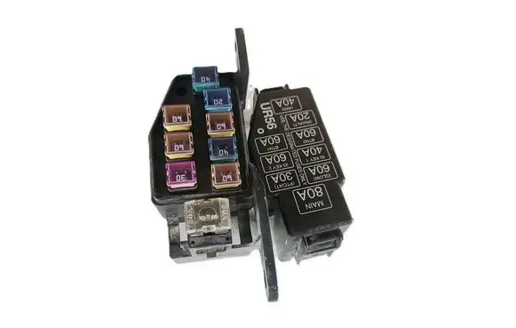 Mazda BT-50 Fuse box set