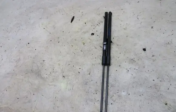 Opel Insignia B Tailgate strut KRIS235789