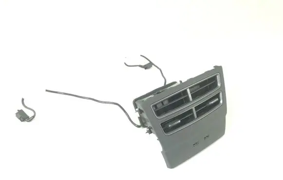 Rear air vent grill