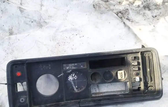 Volkswagen I LT Speedometer (instrument cluster)