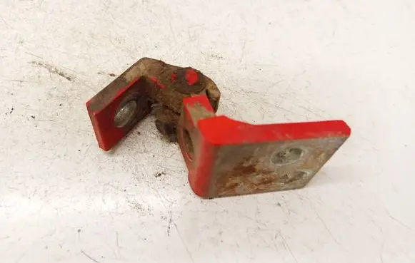 Volkswagen Golf III Rear door lower hinge