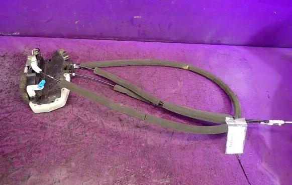 Nissan Micra Front door lock
