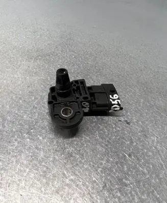 Opel Insignia A Air pressure sensor 0281006077