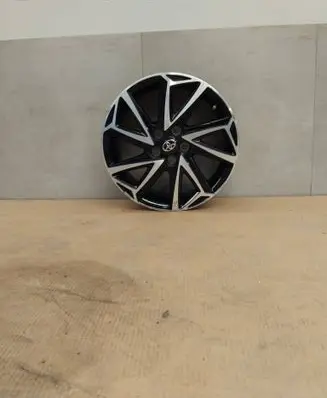 Toyota Yaris XP210 R16 alloy rim PW4570D004