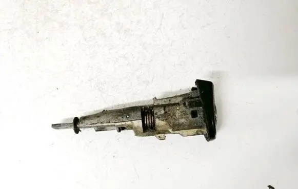 Skoda Fabia Mk2 (5J) Front door lock (next to the handle) 