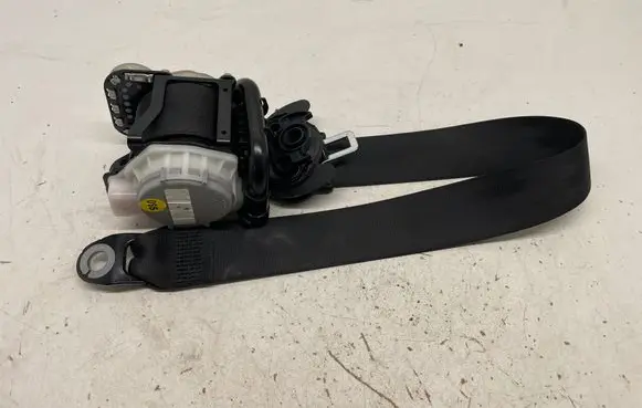 Audi A3 S3 8V Front seatbelt 0589P1000220