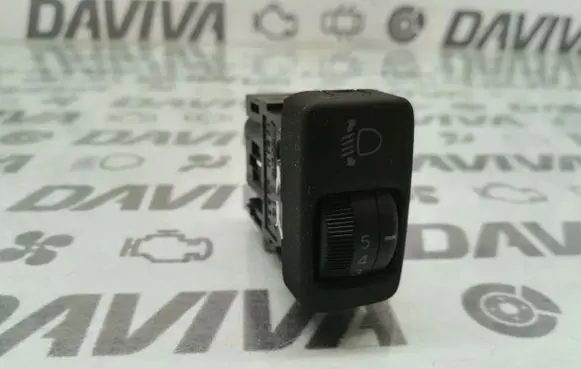 Lexus IS 220D-250-350 Headlight level height control switch