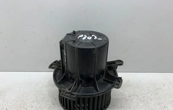 Peugeot 307 Heater fan/blower H1520 B9506 PF2A15855