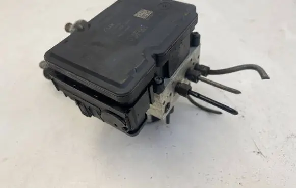 Chrysler 300 - 300C ABS control unit/module P04779492AE 00009385c200