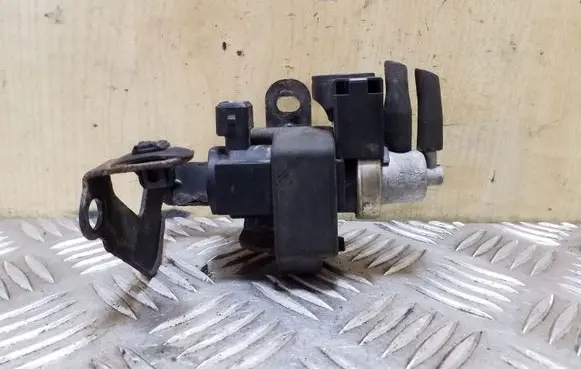 Valve vacuum