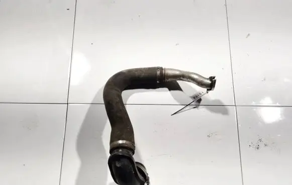 Volvo V50 Intercooler hose/pipe