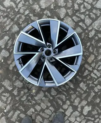 Skoda Enyaq iV R20 alloy rim 5LA601025AA
