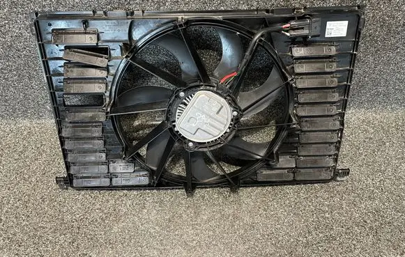 Porsche Panamera (971) Electric radiator cooling fan 971121203R C59497121 320220105