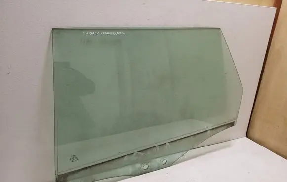 Audi A6 S6 C6 4F Rear door window glass 