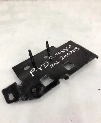 Opel Mokka B Front parking sensor holder (PDC) 3394350r00
