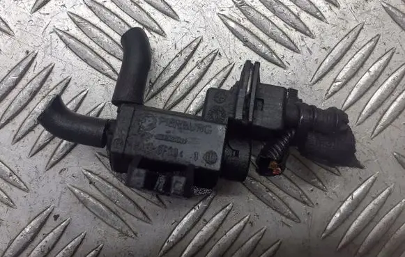 Opel Meriva A Valve vacuum 72244800