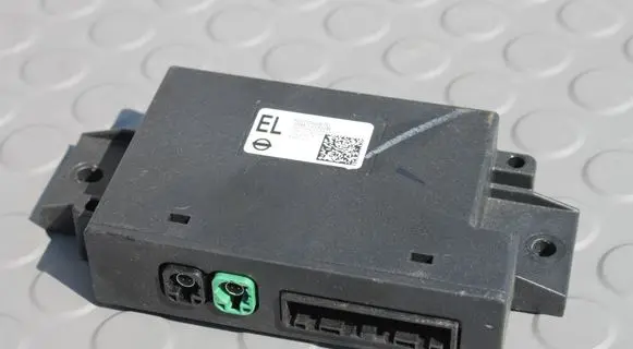 Nissan Qashqai J12 Center console control module QASHQAI284E76UU2B 284E76UU2B 23180030104