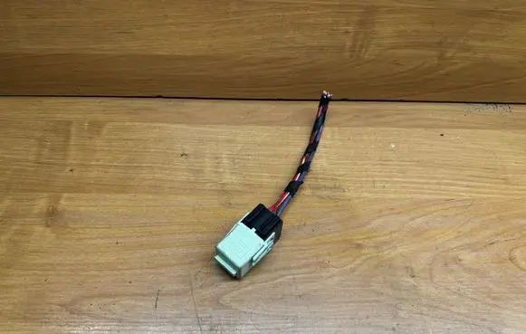BMW 7 F01 F02 F03 F04 Other relay 8373700 V23134K59X312 6136