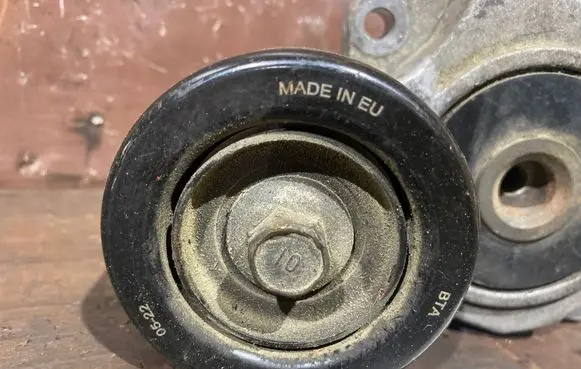 Honda Civic Generator/alternator belt tensioner