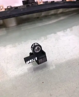 Hyundai Kona II Airbag deployment crash/impact sensor 9592017000