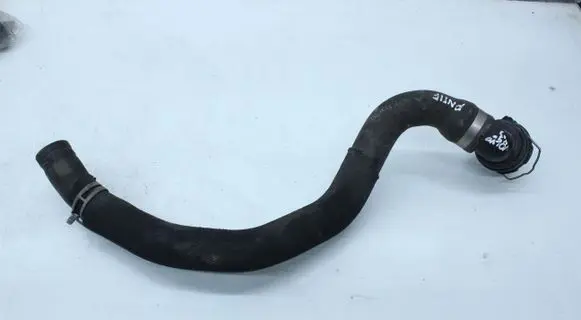 Volvo V40 Engine coolant pipe/hose 206932