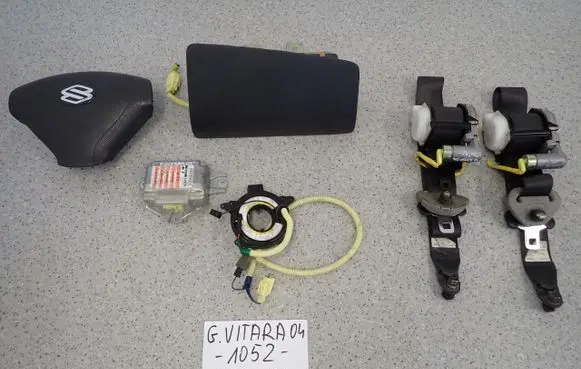 Suzuki Grand Vitara I Airbag set 