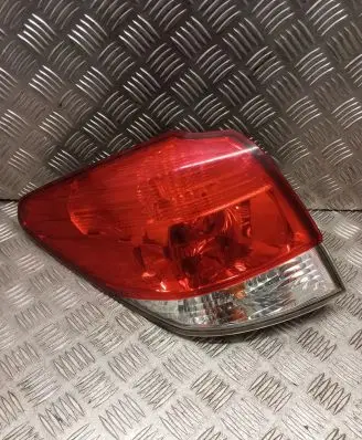 Subaru Legacy Rear/tail lights 22020067