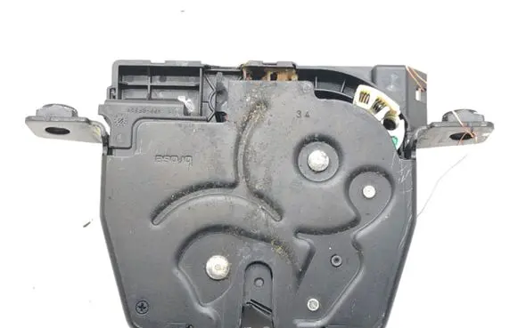 BMW 5 F10 F11 Tailgate exterior lock 51244878781912935