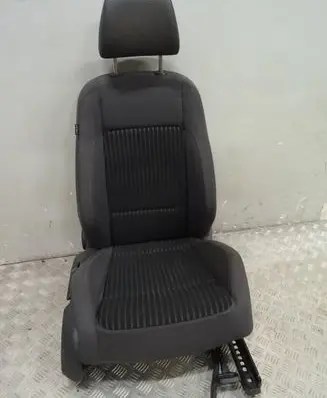 Volkswagen Golf V Front passenger seat 