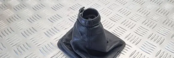Lexus IS 220D-250-350 Gear lever shifter trim leather/knob