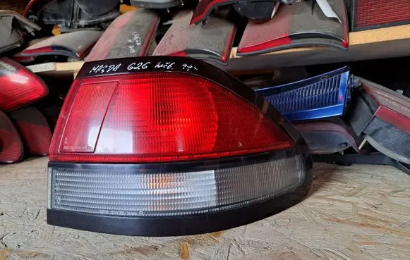 Mazda 626 Rear/tail lights 22061825