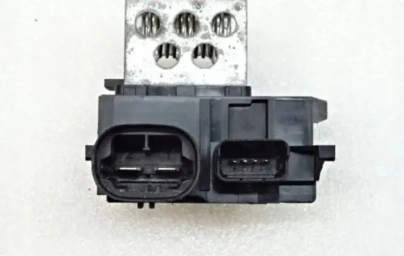 Citroen C4 II Picasso Heater blower motor/fan resistor 9673999980