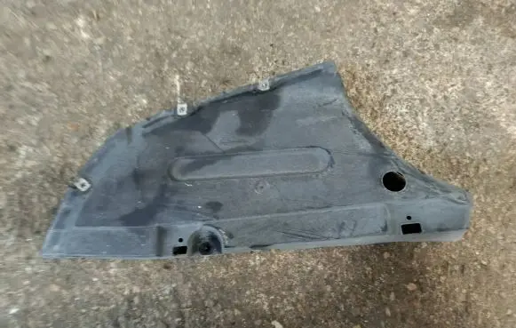 BMW 4 F36 Gran coupe Rear bumper underbody cover/under tray 7260770 15677210