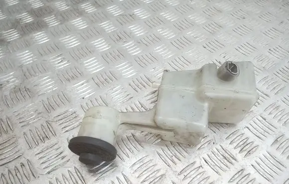 Toyota Corolla Verso E121 Brake fluid reservoir 