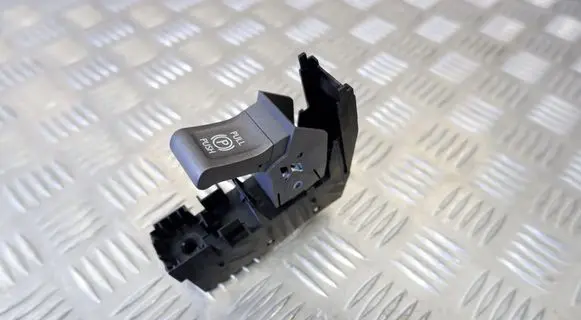 Lexus LS 460 - 600H Hand parking brake switch 8439050010