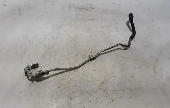 BMW 5 F10 F11 Brake vacuum hose/pipe B6570538