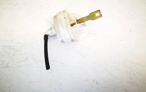 Audi A3 S3 8L Central locking vacuum pump 