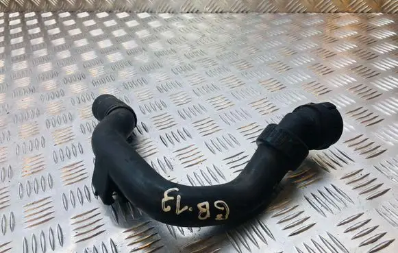 Audi A6 S6 C5 4B Engine coolant pipe/hose