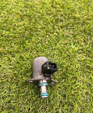 Mercedes-Benz C W204 Hydraulic servotronic pressure valve 69032901