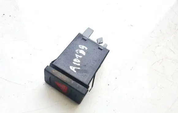 Volkswagen PASSAT B5.5 Hazard light switch 3b0953235d