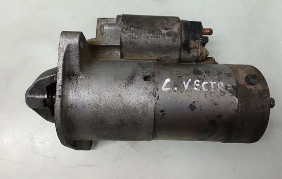 Opel Vectra C Starter motor 55352882