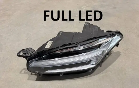 Volvo XC90 Headlight/headlamp 31655702