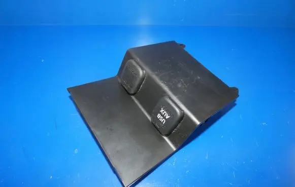 Mazda 6 AUX in-socket connector 