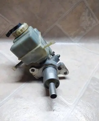 BMW 5 E39 Brake booster 320671501