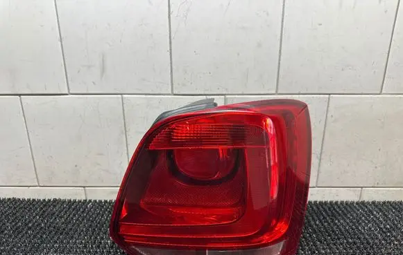 Volkswagen Polo V 6R Rear/tail lights 6R0945096 6R0945095