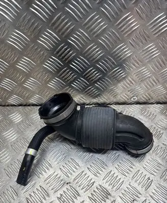 KIA Sportage Air intake hose/pipe 28130D3150 SC137701