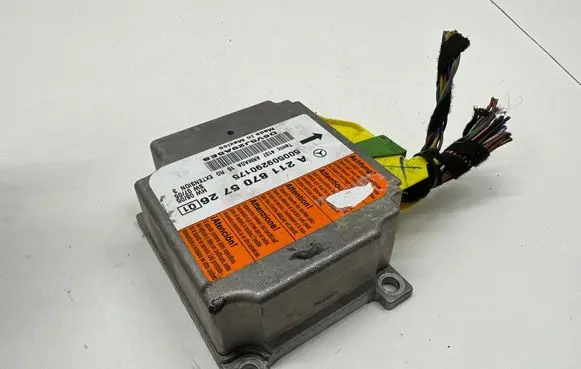 Mercedes-Benz E W211 Airbag control unit/module A2118705726