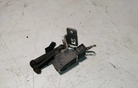 BMW 5 F10 F11 Headlight/headlamp level sensor 6784075 37146784075
