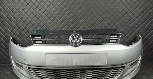 Volkswagen Polo V 6R Front bumper 