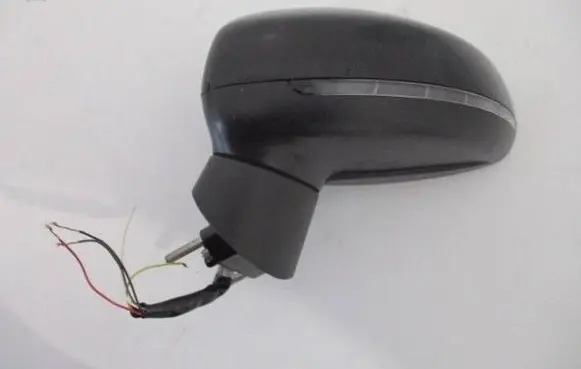Audi A1 Front door electric wing mirror 5PIN